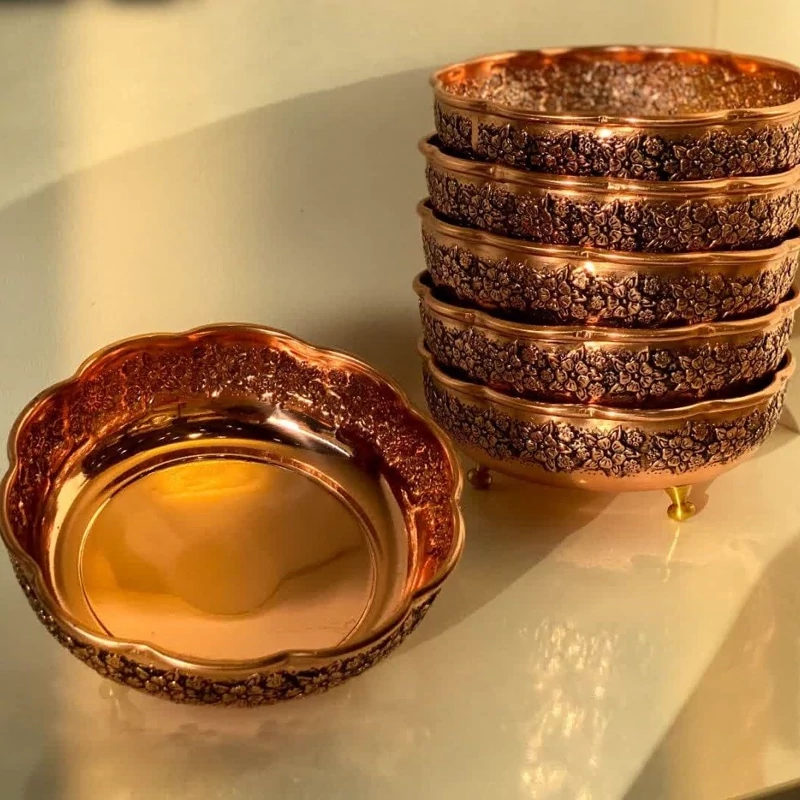 بستنی خوری و پیاله سه پایه مسی گلبرگ 6 عددی